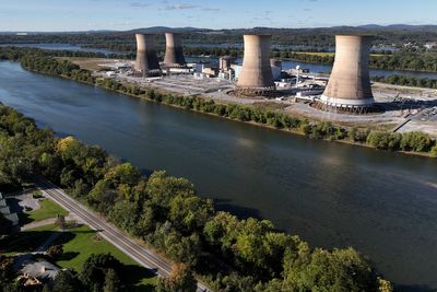 DOGE official told nuclear regulators they expect a ‘rubber stamp’ approval on new reactors: report