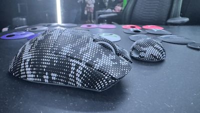 Razer's DeathAdder V4 Pro won an esports tournament before its release, hiding in plain sight with a camoflage colorway
