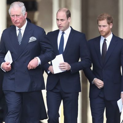Body Language Expert Says Prince Harry and King Charles's Aides "Don't See Eye to Eye" After "Peace Summit," From Which Prince William Was "Notably Absent"