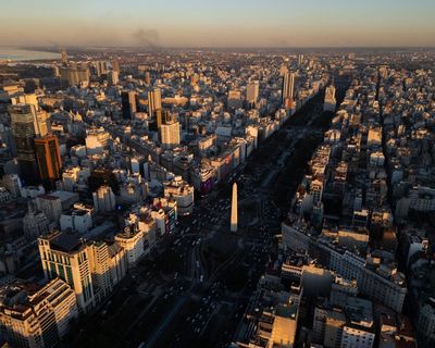 Weather tracker: Warm air engulfs parts of Argentina as winter temperatures soar