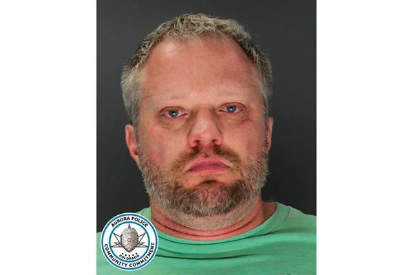Murder trial begins for Colorado dentist accused of poisoning wife's protein shakes