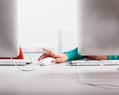 Fear of being ordered back to office affecting UK staff wellbeing, poll finds