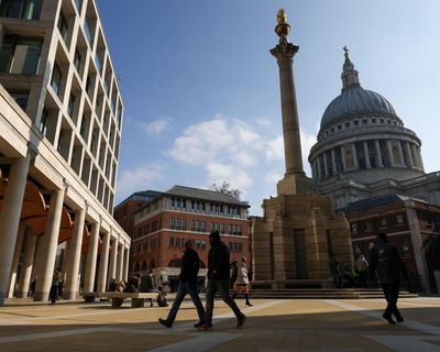 FTSE 100 share index hits 9,000 points for the first time; US inflation rate rises to 2.7% – as it happened