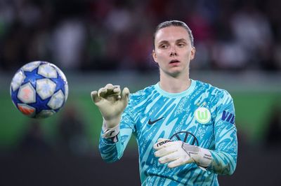 Arsenal Women sign Anneke Borbe as summer transfer push continues