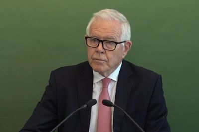Government urged to introduce ‘statutory’ regulations – David Fuller inquiry