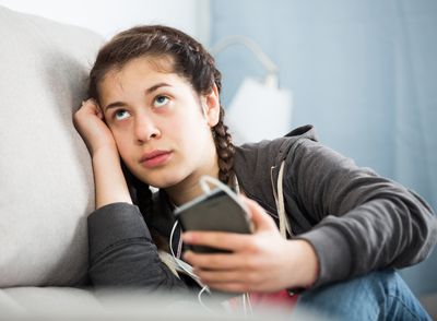 Brain Drain: 7 Everyday Habits Hurting Your Child’s Brain Development