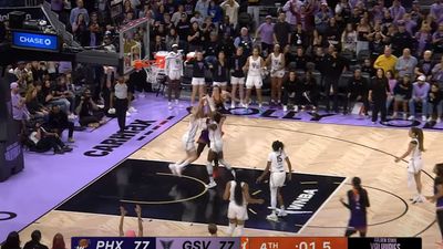 Valkyries Coach Blasts Refs After Questionable Foul Sets Up Game-Winning Mercury FT