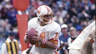 Buccaneers Unveil '70s-Style Throwback Uniforms for Team's 50th Season