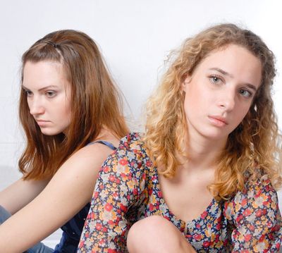 Why So Many Siblings Stop Being Friends After Their Parents Pass Away