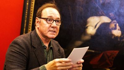 ‘I hate to make this about me’: Oh no, Kevin Spacey just officially entered the Epstein drama