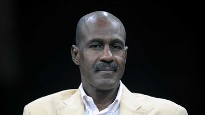 Commanders to Retire Hall of Fame Wide Receiver's Number This Season