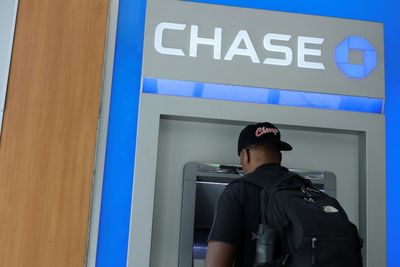 US Banks See Lower Recession Risk Despite Tariff Fog