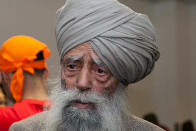 Fauja Singh, World's Oldest Marathon Runner and Sikh Inspiration, Dies at 114 After Publishing His Life Story