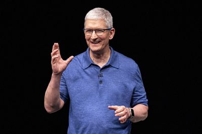 Attacks on Tim Cook are half-baked—despite Apple stumbling over AI