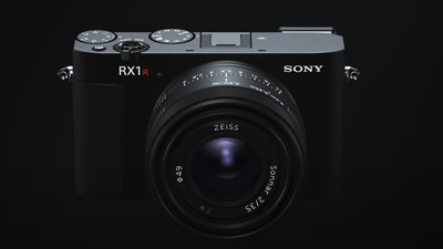 Finally! Sony revives its full-frame premium compact camera line after a 10-year hiatus, with the pricey new RX1R III