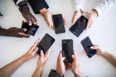 6 Phone Features Being Quietly Removed This Year
