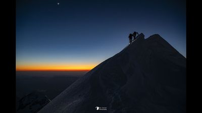 Astronomers hike up Mount Blanc for the view | Space photo of the day for July 15, 2025