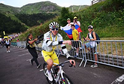 'I hope he feels tired' – After rest day coffees and a burger, Tadej Pogačar aims to strip Tour de France leader's jersey from Ben Healy