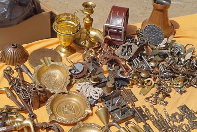 9 Inherited Items Families Secretly Dread Dealing With
