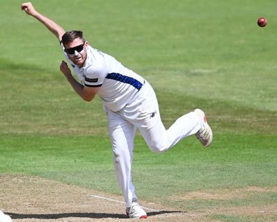 England call up veteran spinner Liam Dawson to replace Bashir for fourth Test with India