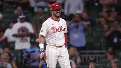 Kyle Schwarber Stars in Historic Swing-Off Tiebreaker to Hand NL All-Star Game Win