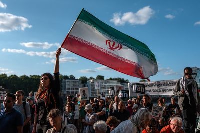 France, UK and Germany set deadline to restore UN sanctions on Iran