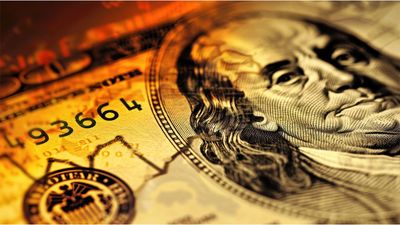 Five S&P 500 Stocks' Earnings Poised To Plunge Any Day Now