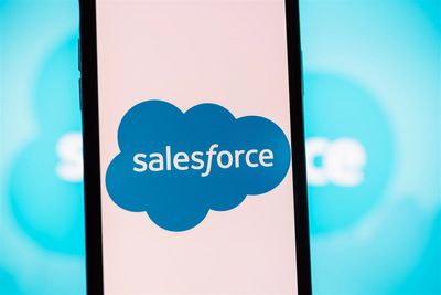 Salesforce Stock Set for 30% Upside to Reach New Highs