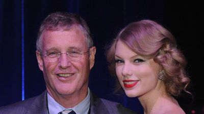 Taylor Swift Went From Pop Star To Loyal Daughter During Her Father's Recent Health Scare And Surgery