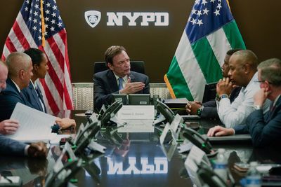 Ex-NYPD commissioner sues NYC mayor, alleging he ran police department as a 'criminal enterprise'