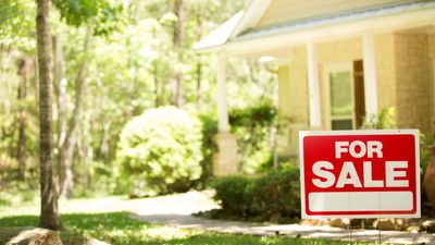 6 Key Signs a Housing Market Will Soon Have Massive Price Drops
