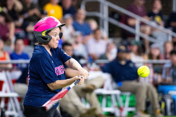 Thunder halts softball game, but lawmakers make it rain