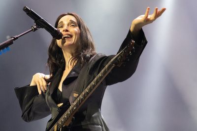 St Vincent live at Somerset House review: absurdity returns in full force