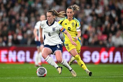 Sweden star Kosovare Asllani hits back at Ella Toone comment before England v Sweden quarter-final