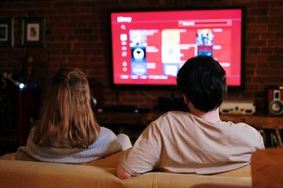8 Ways Your Smart TV Might Be Sharing Your Personal Info