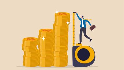 Is Money Advice From Grant Cardone and Other Multimillionaires Actually Helpful?