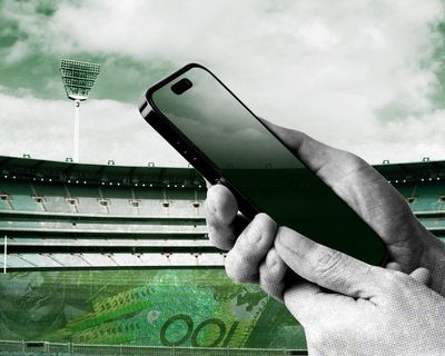 Victorian regulator weighs unprecedented intervention in AFL’s fight with bookmakers over gambling revenue