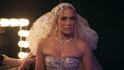 A Fan Held Up A ‘Marry Me’ Poster At One Of Jennifer Lopez’s Concerts, And Her Post-Divorce Response Was Refreshingly Candid