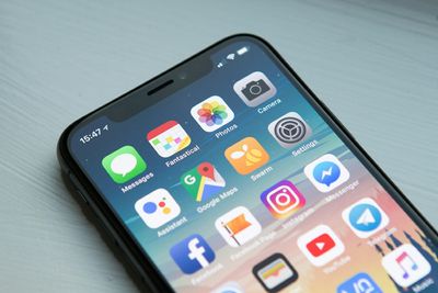 7 Popular Apps That Are Still Selling Senior Data
