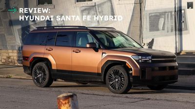 The 2025 Hyundai Santa Fe Hybrid Wants To Be An EV So Damn Bad