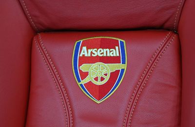 Arsenal confirm world-record transfer for new forward