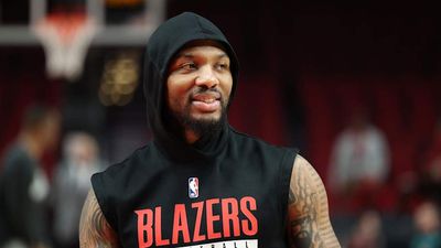 Damian Lillard Reunites With Trail Blazers on New Three-Year Deal