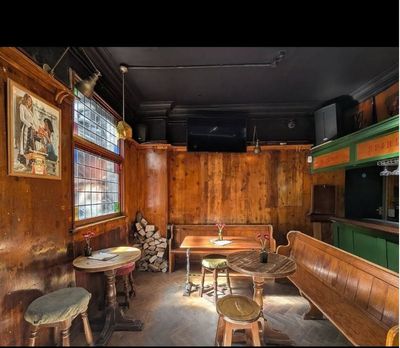 Josh Barrie On the Sauce at the Wooden Cross: Crouch End gets a pub worth the crawl