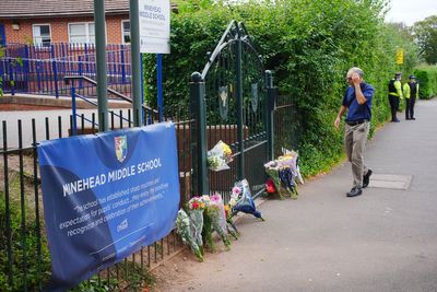 One child dead after coach crashes on way back from school trip