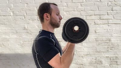 I ditched music during my 30-minute workout and exercised in silence — here's what happened to my performance