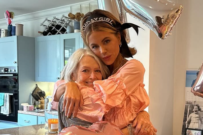 Kate Beckinsale announces death of mother Judy Loe, aged 78