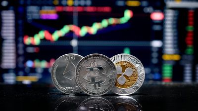 Bitcoin, Ethereum, XRP Lead Crypto Market Cap Rebound Above $4 Trillion