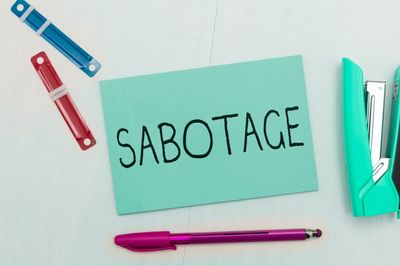 5 Ways People Accidentally Sabotage Their Own Reputation