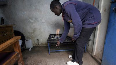 Cleaner cooking could save 4.7 million lives in Africa by 2040, IEA says
