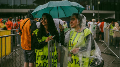 Met Office Issues UK Thunderstorm Warning This Weekend: How To Prepare For Any Weather This Festival Season